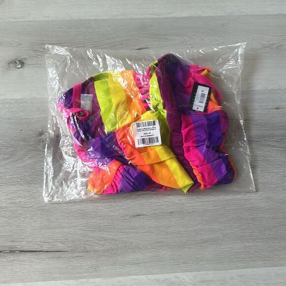 Torrid Wireless Lattice One-Piece Swimsuit in color muted Rainbow NWT in package - Picture 6 of 8